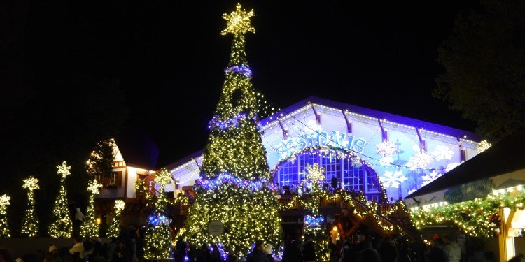 Christmas Town Opens at Busch Gardens!