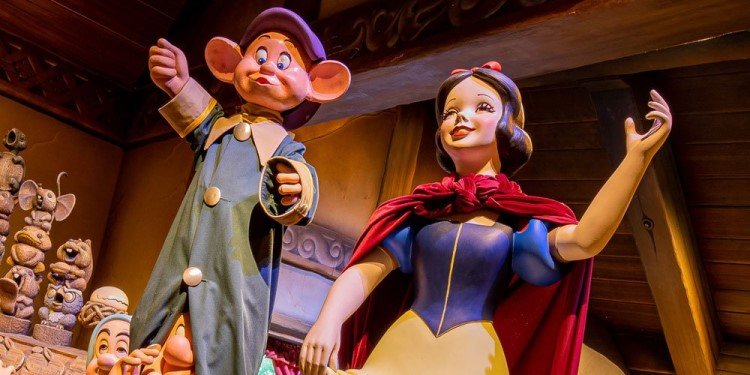 Snow White's Enchanted Wish Coming to Disneyland!