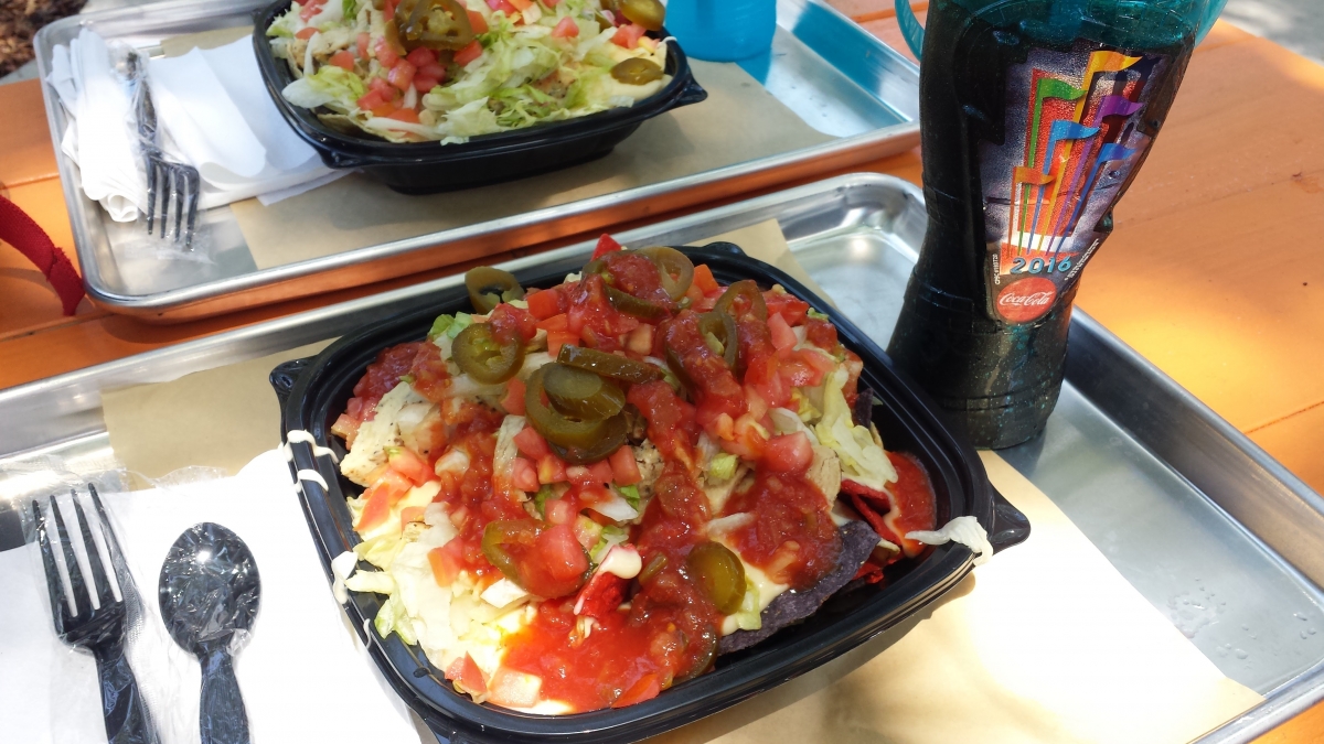 theme park review six flags food six flags food