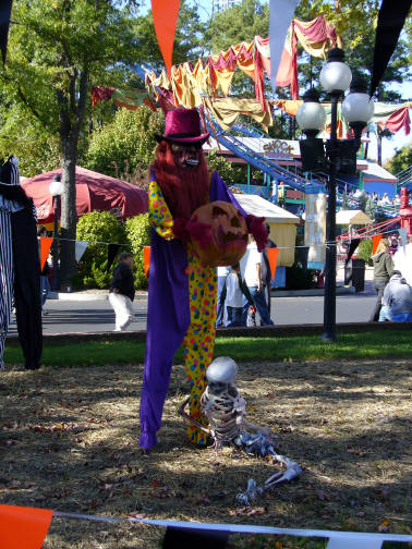 Clown & Skel.JPG