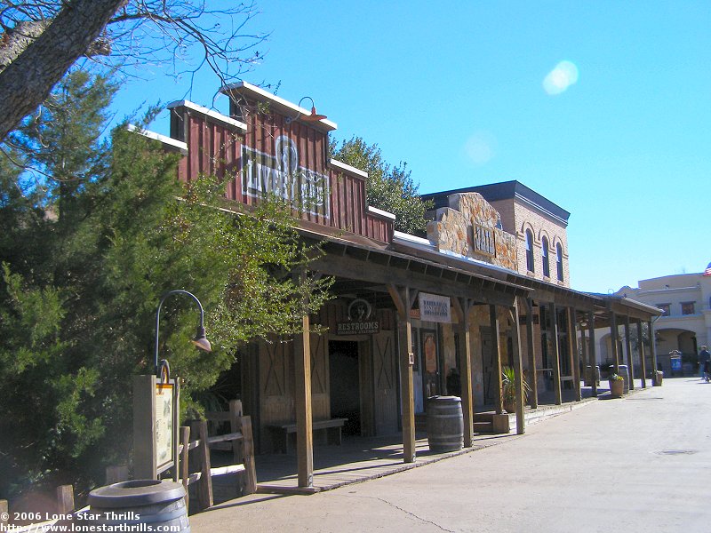 fwzoo-txwild-txtown004.jpg