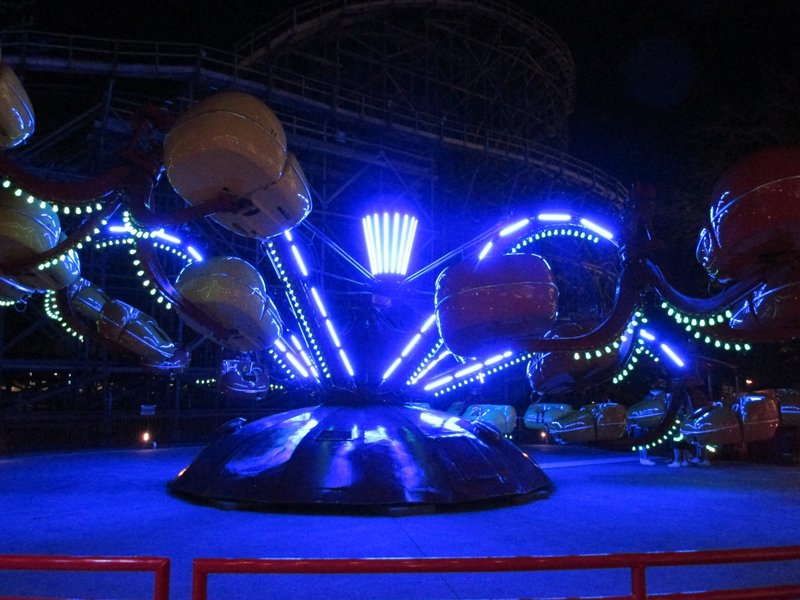 Theme Park Review • Cedar point opening weekend photo report