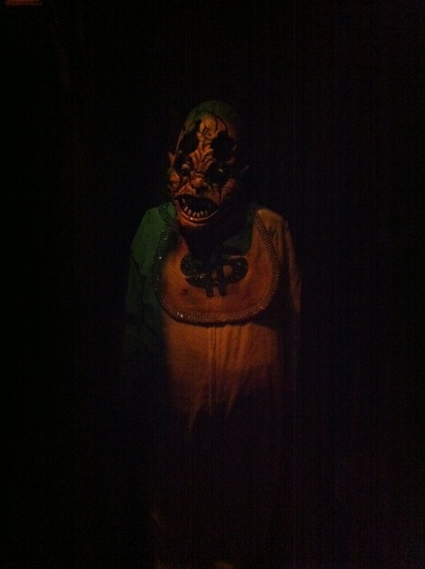 Theme Park Review • Universal Hollywood�s Halloween Horror Nights (HHN Theme Park Review • Universal Hollywood�s Halloween Horror Nights (HHN