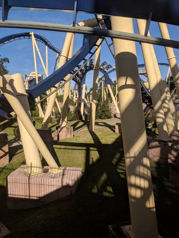 Montu Loop 2.jpg (570.36 KiB) Viewed 4466 times Montu Loop 2.jpg
