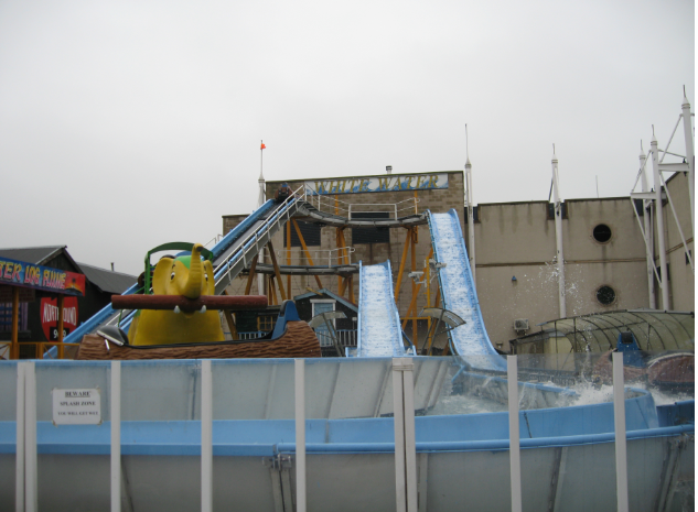 log flume ride papea park log flume ride papea park