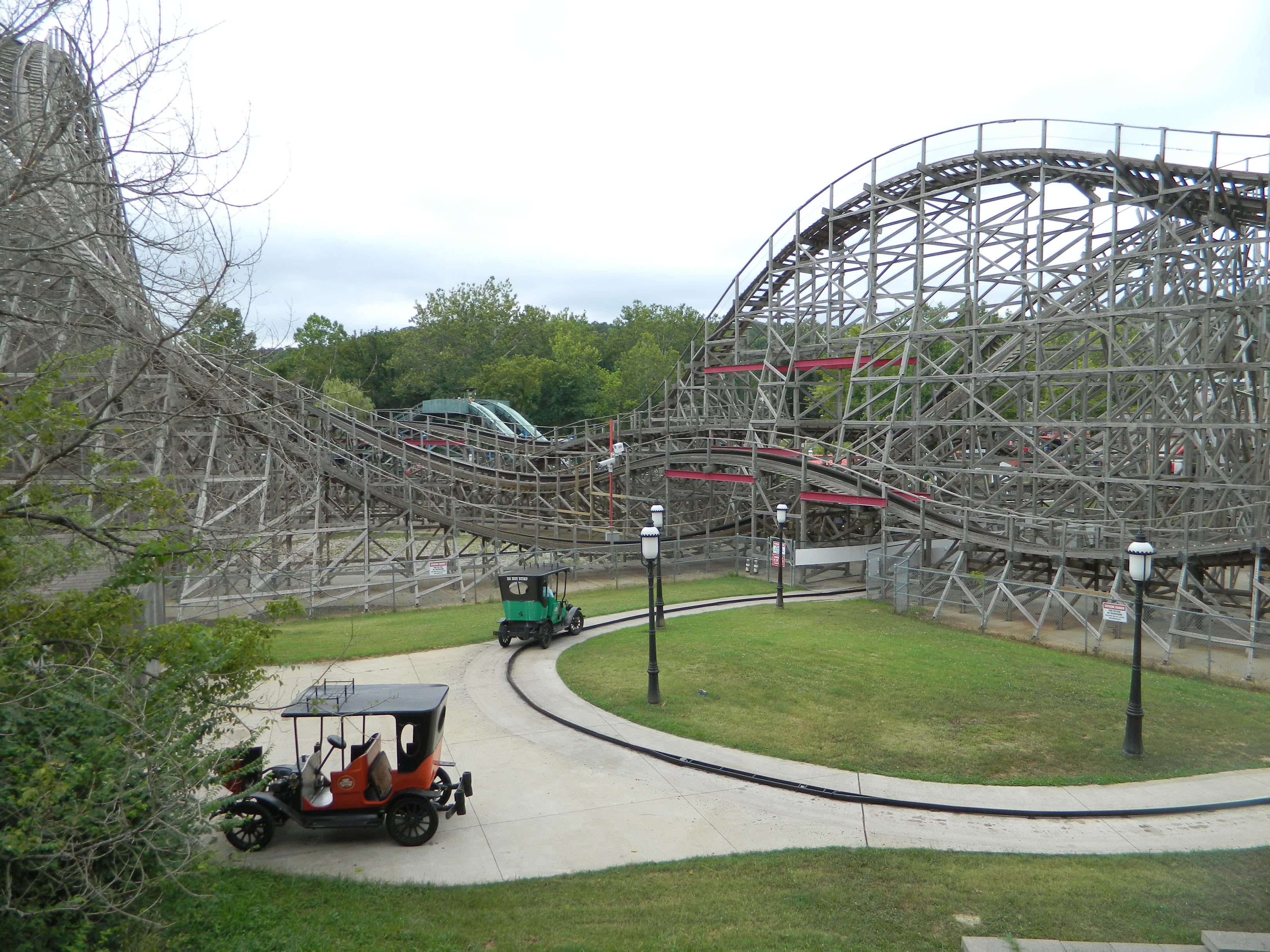 Six Flags St. Louis - American Thunder