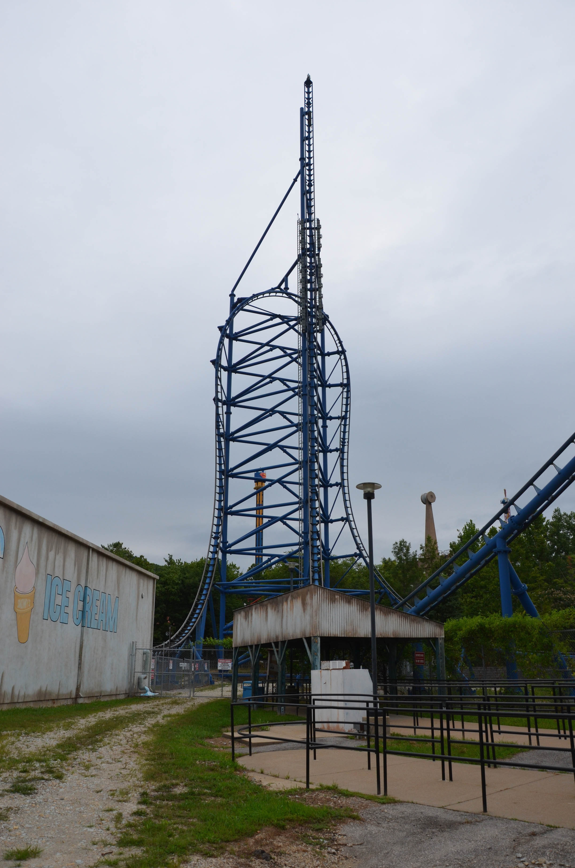 Six Flags St. Louis - Mr. Freeze