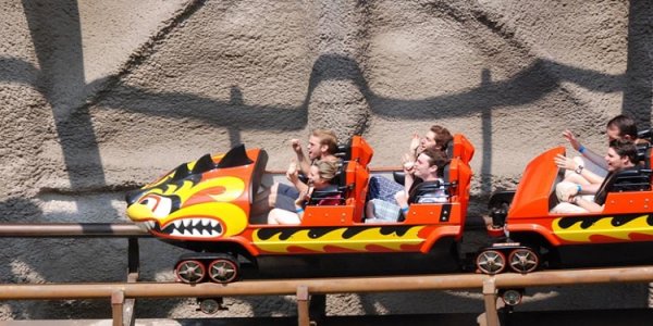 Theme Park Review Photo Update!  Marineland!