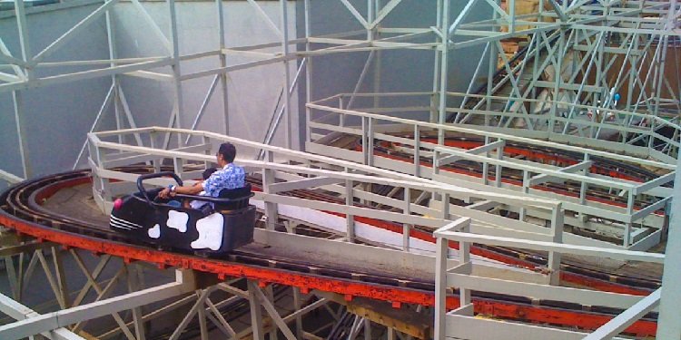 Blackpool Pleasure Beach Removes Wild Mouse!