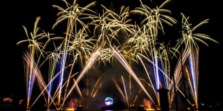 Epcot's IllumiNations Ends 20-Year Run in Summer 2019!