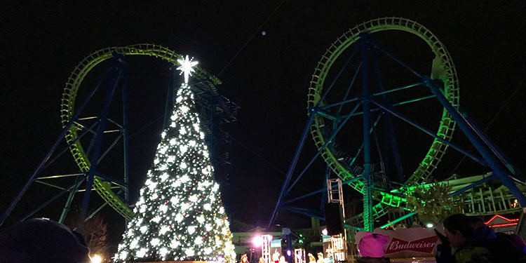 Six Flags New England Christmas!