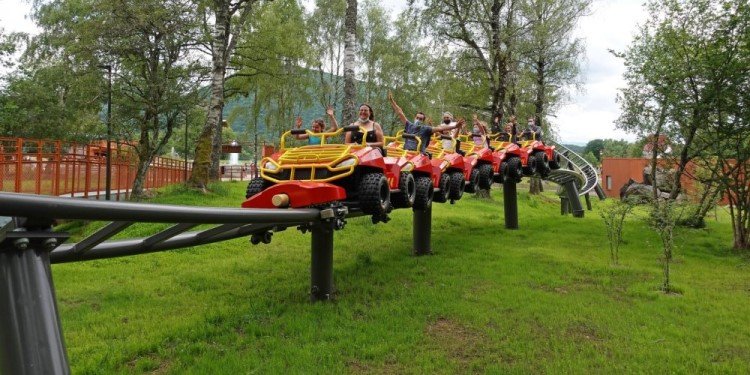New Launched Family Coaster at Vulcania, France!