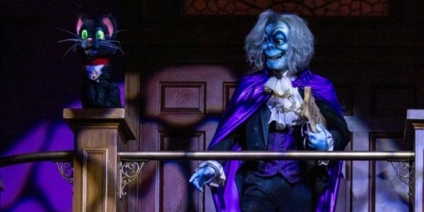 Go Behind the Scenes at Phantom Theater: Opening Nightmare!
